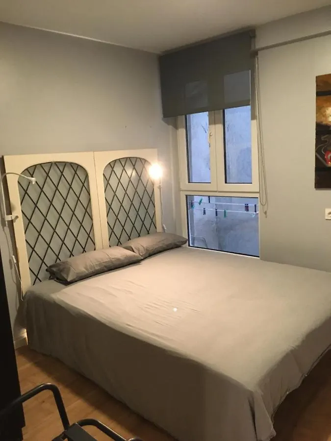 Studio 7Calles, Casco Viejo. Bio Bilbao 0*,